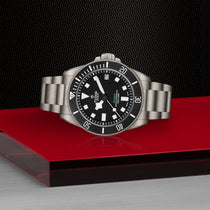 Pelagos Ultra - Little Switzerland