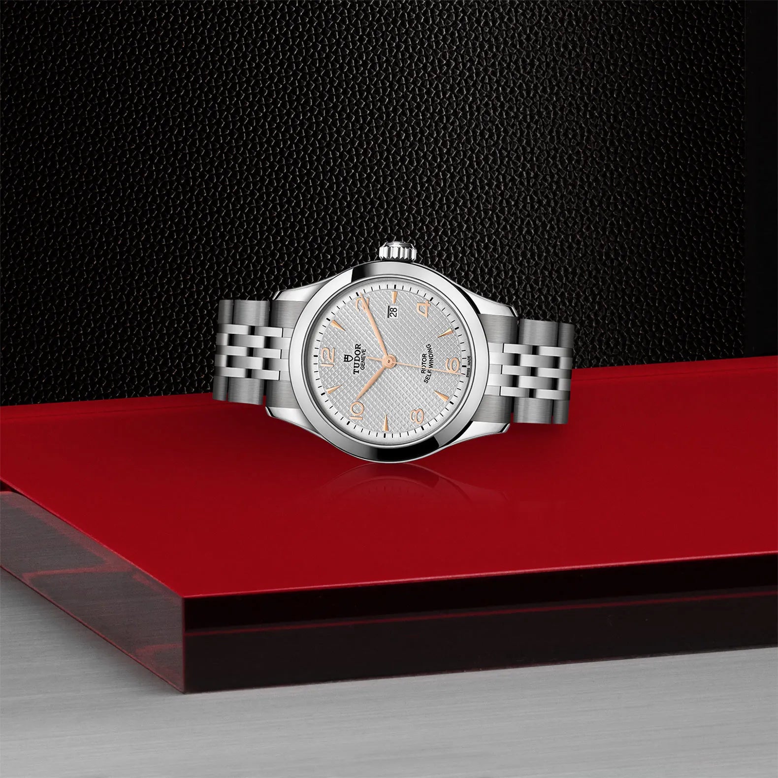 TUDOR 1926 - Little Switzerland