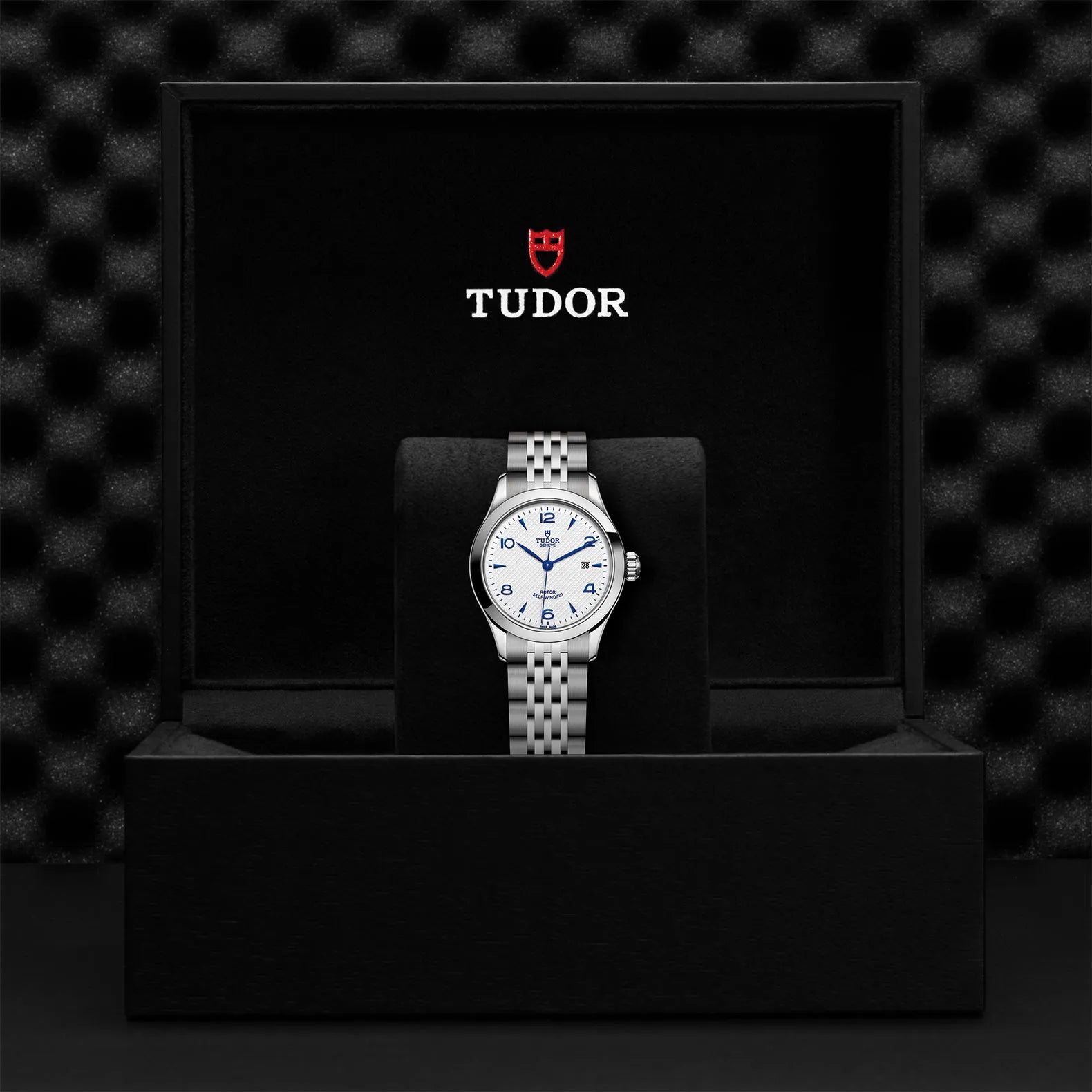 TUDOR 1926 - Little Switzerland