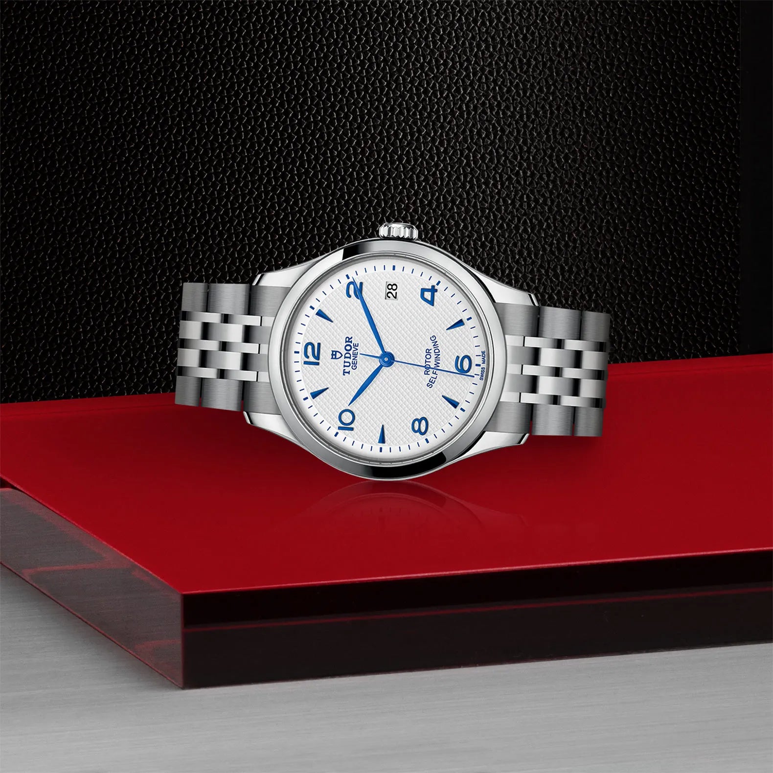 TUDOR 1926 - Little Switzerland