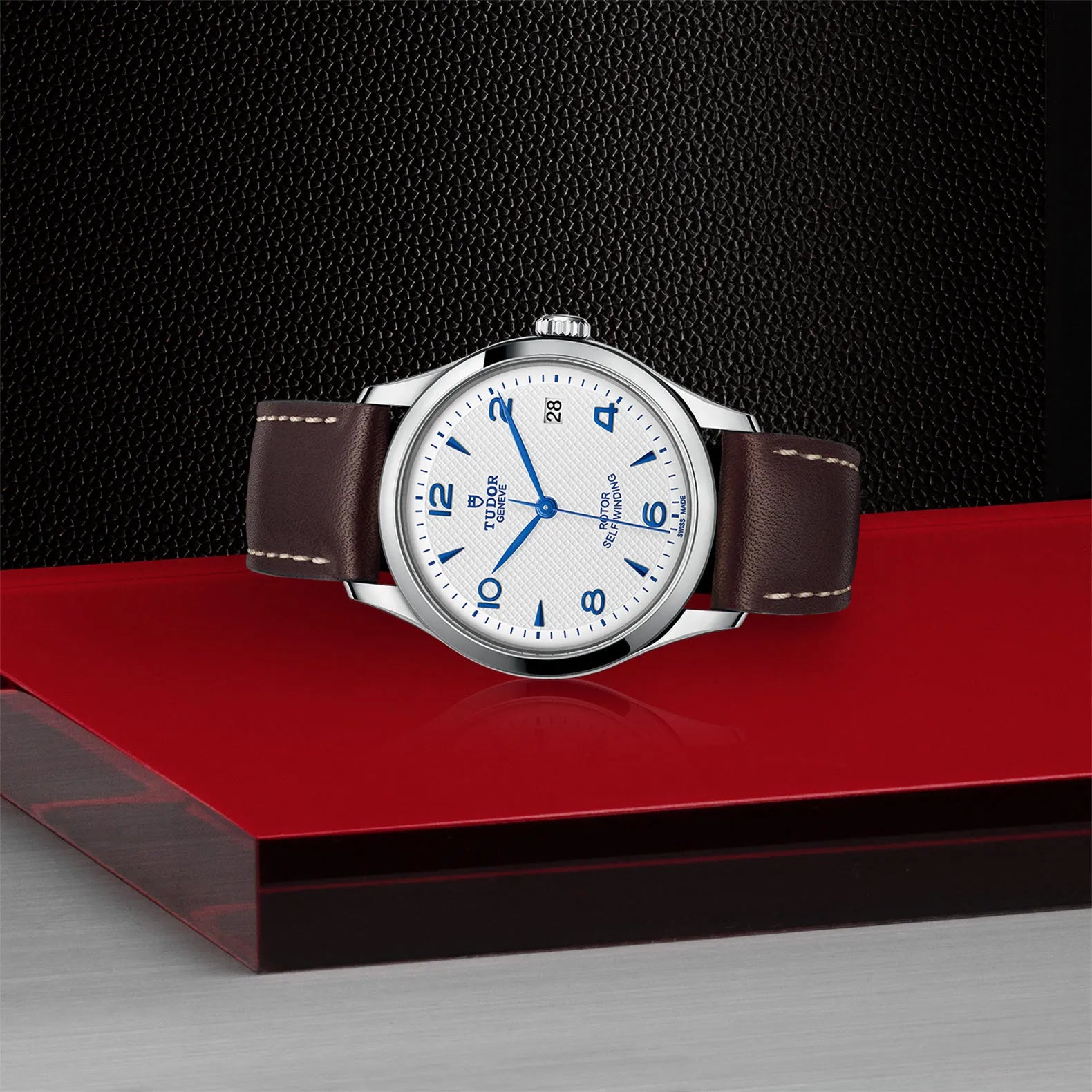 TUDOR 1926 - Little Switzerland