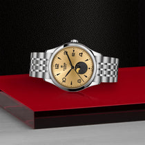 TUDOR 1926 Luna - Little Switzerland