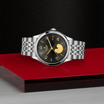 TUDOR 1926 Luna - Little Switzerland