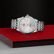 TUDOR 1926 - Little Switzerland