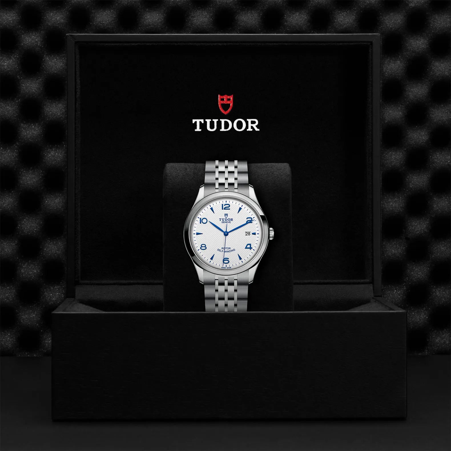 TUDOR 1926 - Little Switzerland
