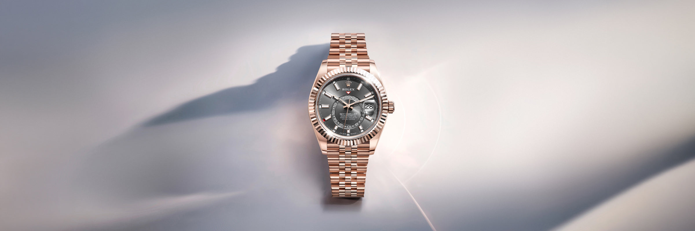 Rolex Sky-Dweller 18 kt Everose gold, M336935-0001 | Little