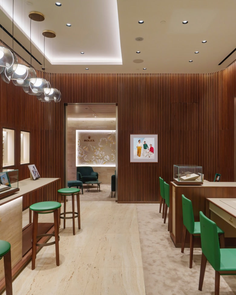 Discover our luxury Rolex showroom - Little Switzerland