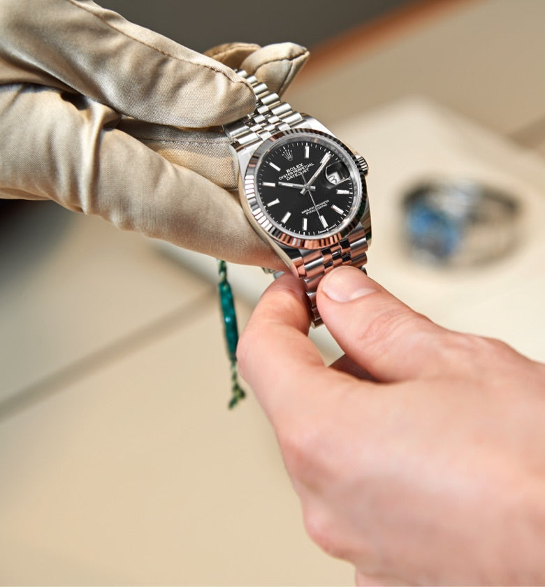 Rolex servicing procedure - Little Switzerland