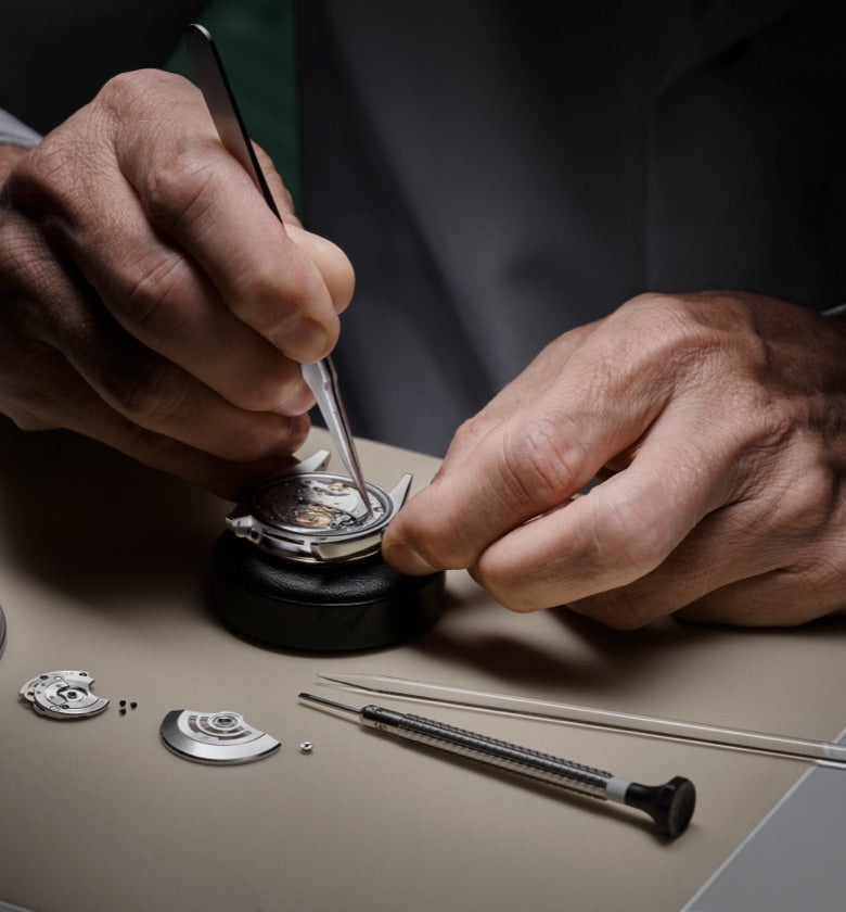 Rolex servicing procedure - Little Switzerland