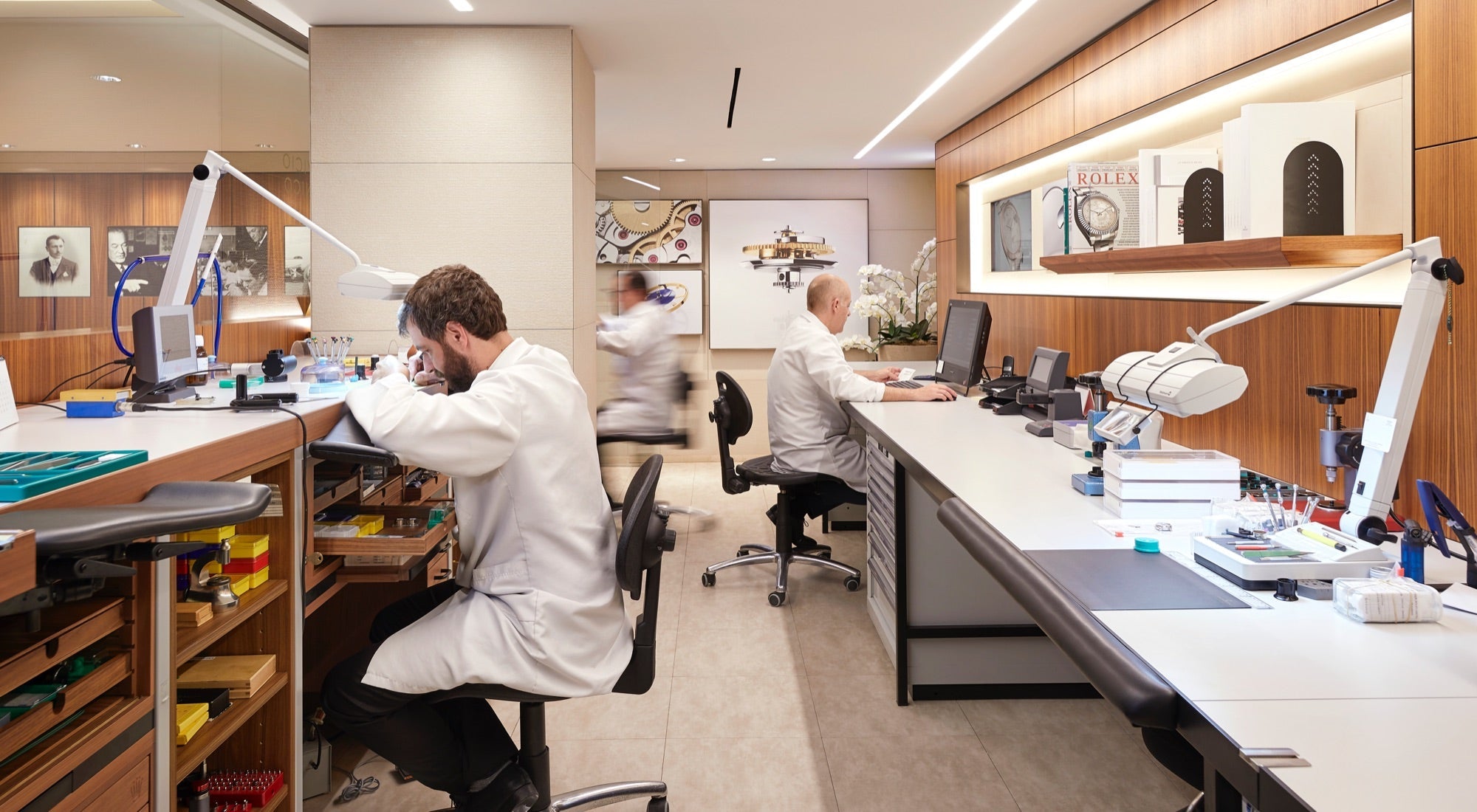 Rolex servicing procedure - Little Switzerland