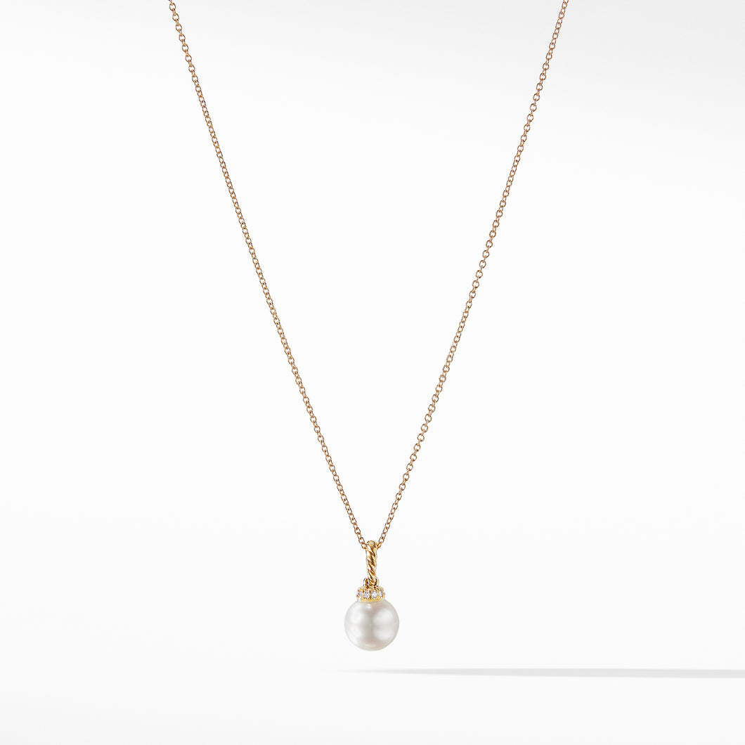 Pendant Necklace with Pearls and Diamonds in 18K Gold