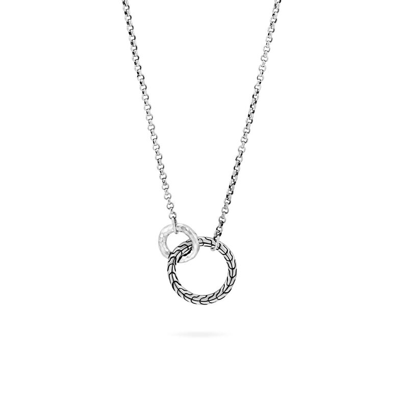 Classic Chain Hammered Interlinking Necklace