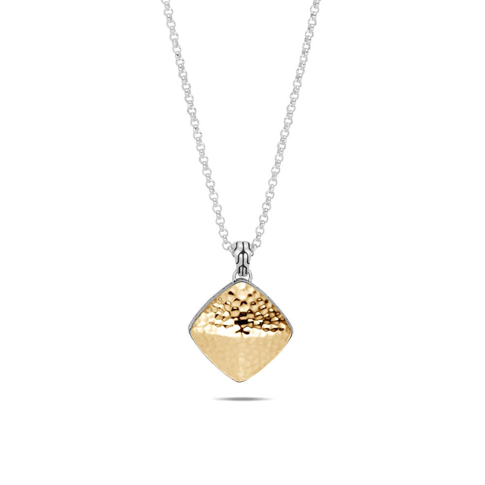 Classic Chain Hammered Sugarloaf Pendant Necklace