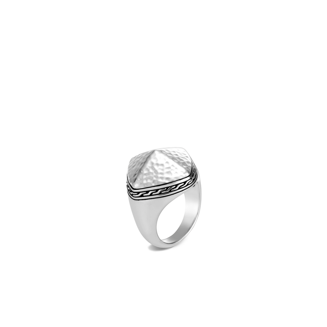 Classic Chain Hammered Sugarloaf Ring