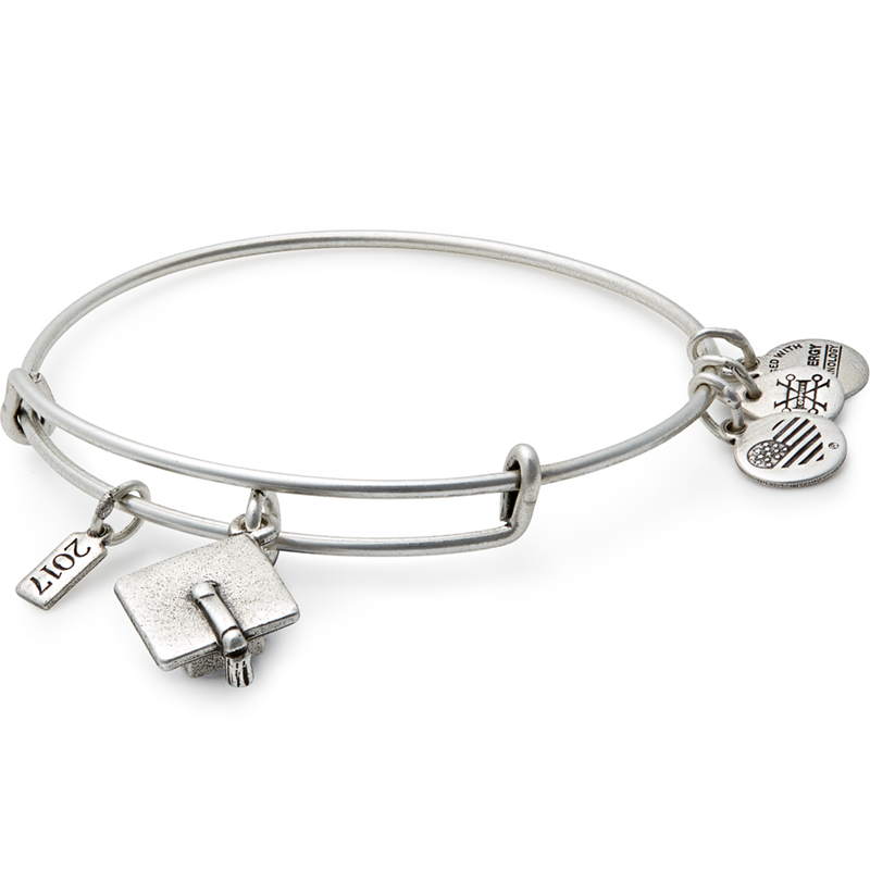 2017 Graduation Cap Charm Bangle